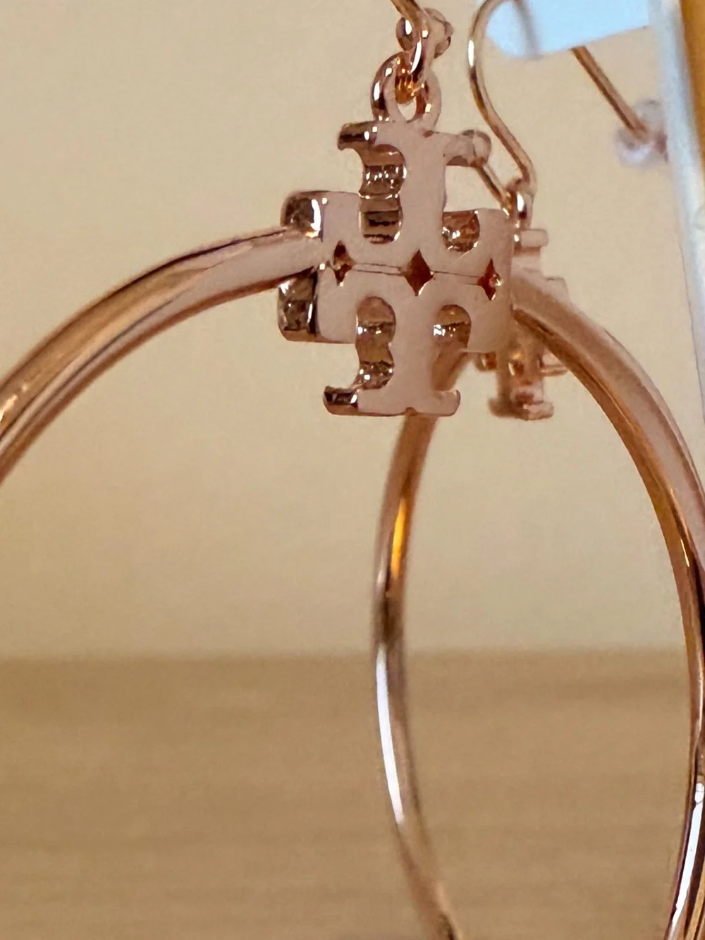 Tory Burch Rose Gold-Tone Logo Hoop Drop Earrings – New